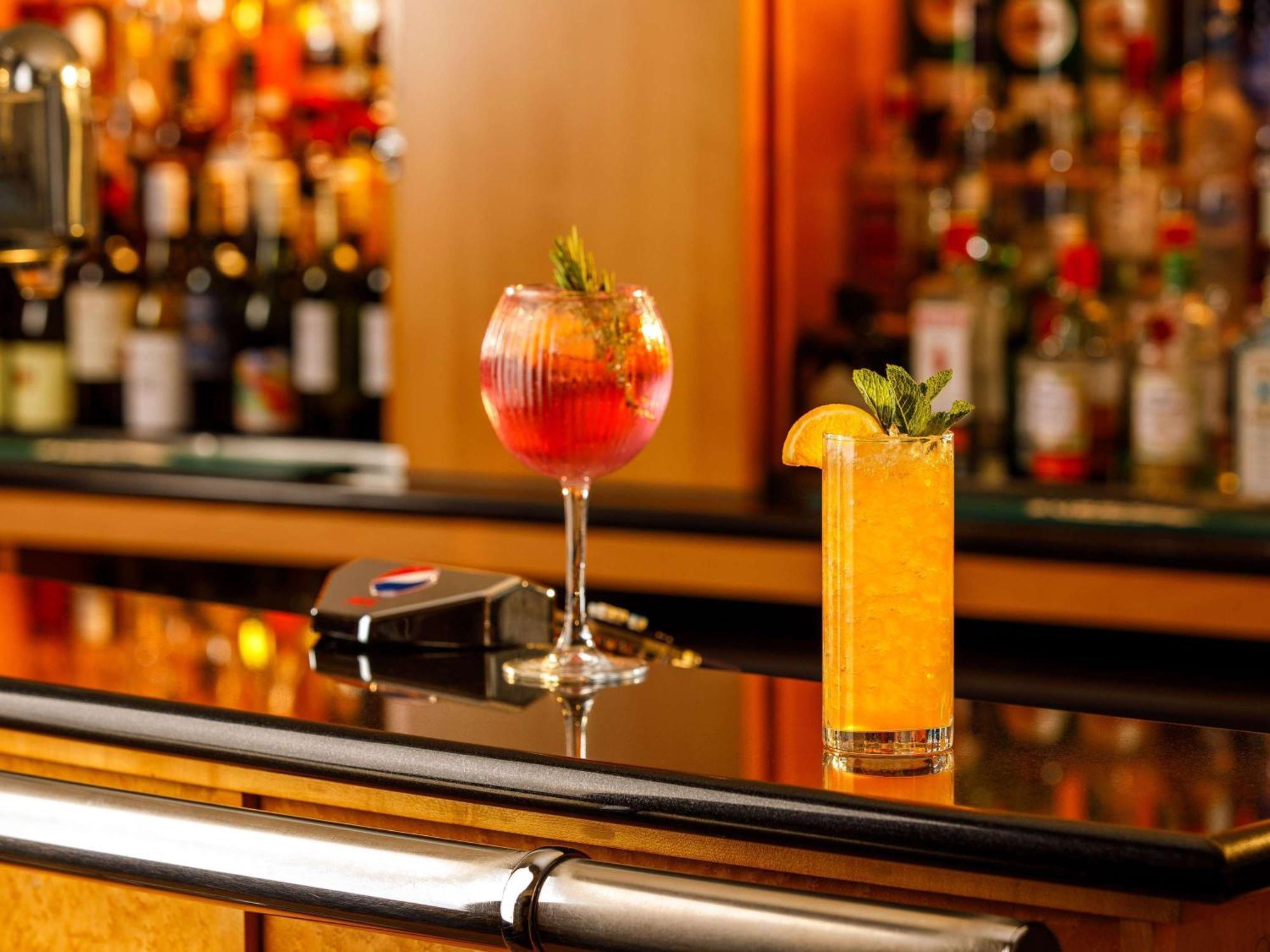 Hotel Sunday London Staines-Upon-Thames Heathrow T5 Exteriér fotografie